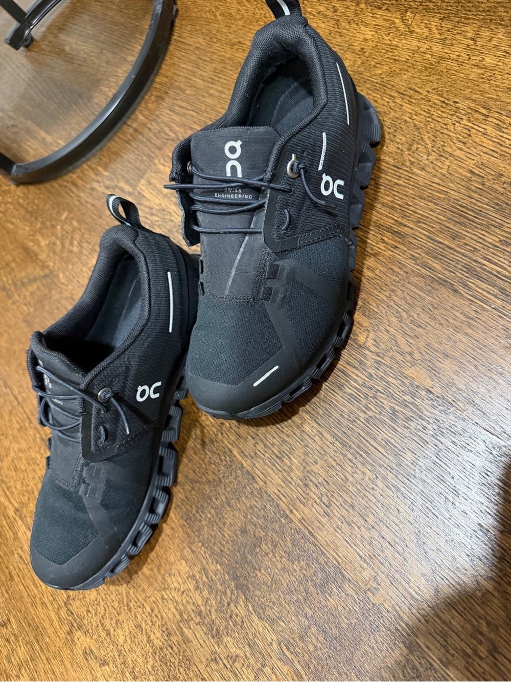 On Running Women's Cloudtrail Athletic Shoes - Black